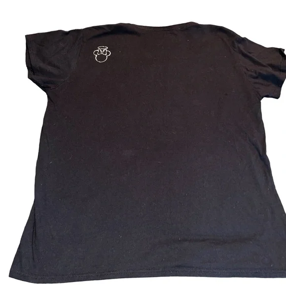 Disney Christmas Women’s Short Sleeve T-Shirt Black Size 2X Gildan Brand T-Shirt - Picture 6 of 7